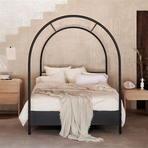 Canyon Queen Arched Canopy Bed With Upholstered Headboardarched Bed