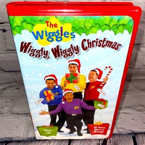 The Wiggles “wiggly Wiggly Christmas” Vhs 90s Kids Songs Red Clamshell
