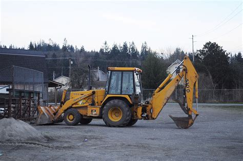 Filejohn Deere 510d Backhoe 01 Wikimedia Commons