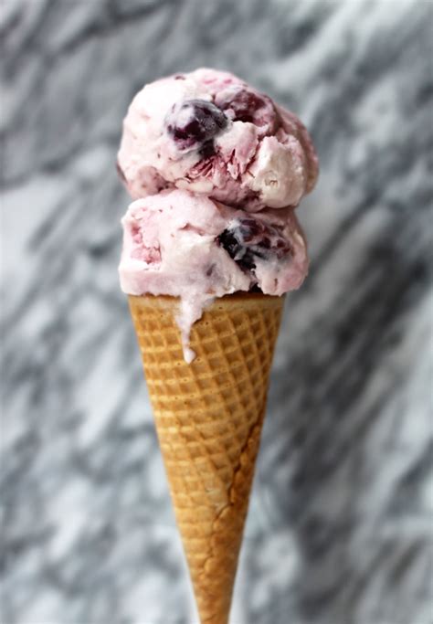 Foodinary Black Cherry Ice Cream