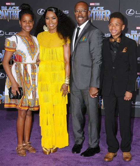 Angela evelyn bassett (born august 16, 1958) is an african american actress and film director. Angela Bassett Lifestyle, Wiki, Net Worth, Income, Salary ...