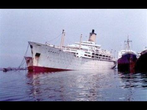 Pin Von Oceanic House Auf Shipbreaking And Laid Up Schiff Schiffswrack