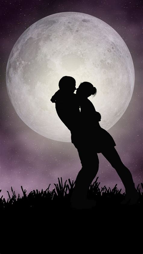 100 Romantic Moon Pictures