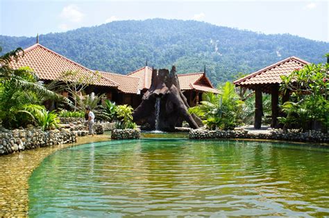 3,414 likes · 8 talking about this · 3,381 were here. Sahom Valley Agro & Eco Resort di Kampar - menarikdi.com