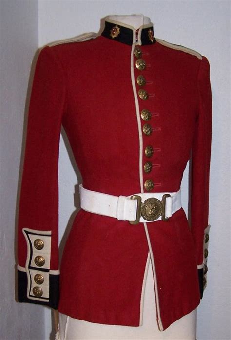 Coldstream Guards Tunic Great Britain Militaria Badges Uniforms