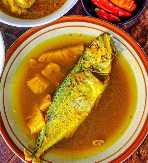 Sajikan lempah kuning ikan pari ini dengan nasi putih hangat. Makanan Khas Bangka Belitung Hadir di Tengah Kota Jogja - Brisik