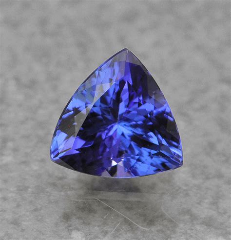Tanzanite Characteristics Properties And Meanings Full Guide