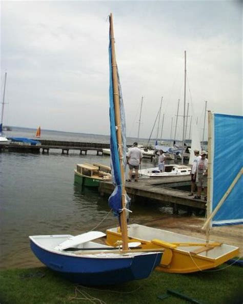 9 Phil Bolger Designs Ideas Boat Boat Building Sailing