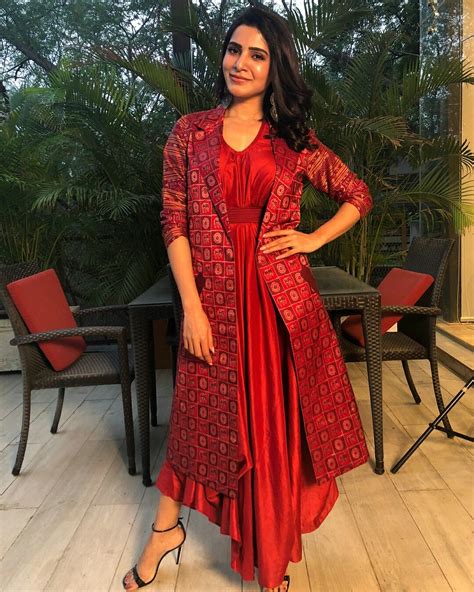 Pin By Naveeda Banu On Samantha Akkineni Classy Outfits Bollywood