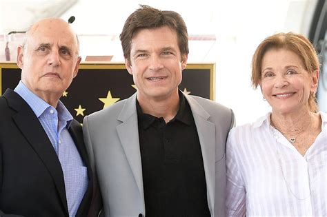 Jason Bateman Apologizes For Jeffrey Tambor Comments