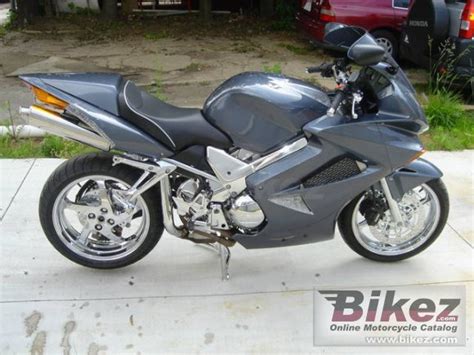 Review Of Honda Vfr Fi Interceptor Pictures Live Photos Description Honda Vfr