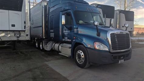 K&B Drivers Show Off Their Trucks - YouTube