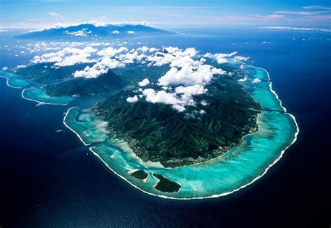 Beautiful Tahiti French Polynesia Tahiti Actually Consists Of 118 Islands In The South Pacific