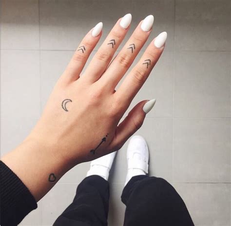 1001 Beautiful Finger Tattoo Ideas And Their Meaning