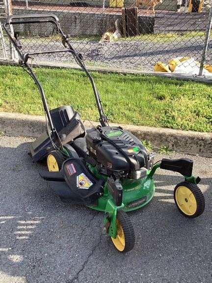 John Deere Js63c Mower 189cc Engine 21” Cut 3spd Full Rotating