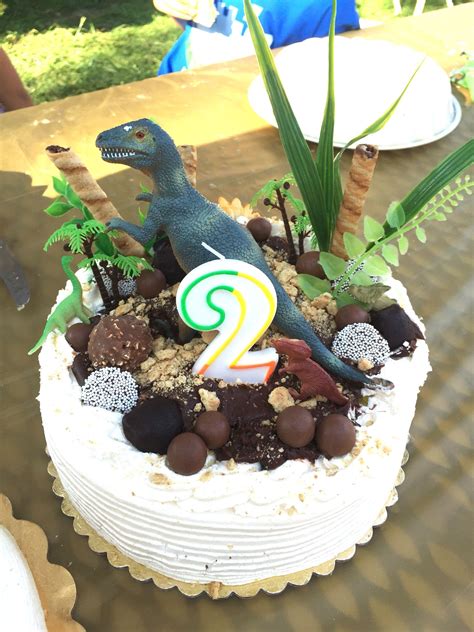 Easy Diy Dinosaur Cake Decorations Using Dollar Store Finds A Variety