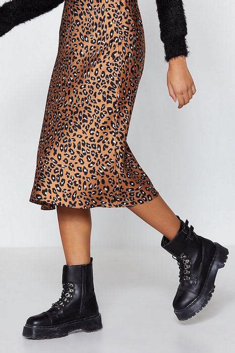 Christine Lampard Just Teamed A £7 Mands Top With A Slinky Leopard Skirt And Fans Are Floored