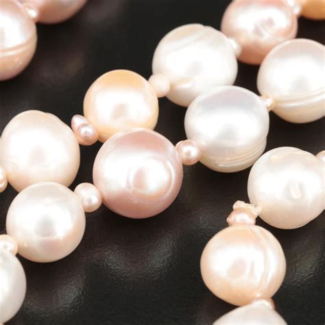 Endless Pearl Necklace Ebth