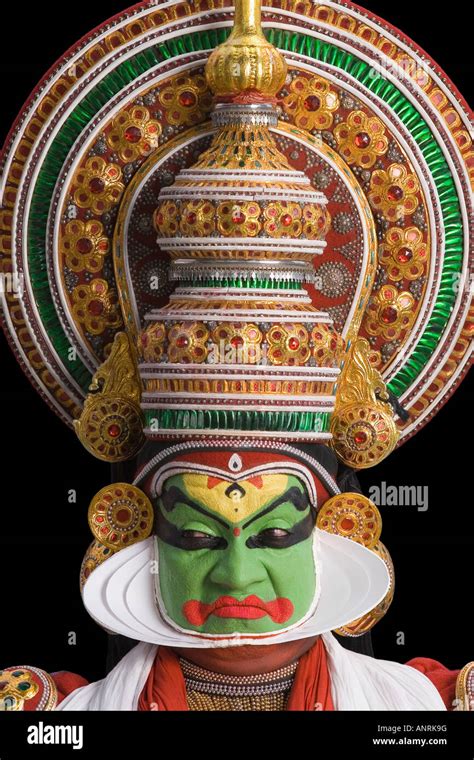 Close Up Of A Kathakali Dance Performer Stock Photo Alamy