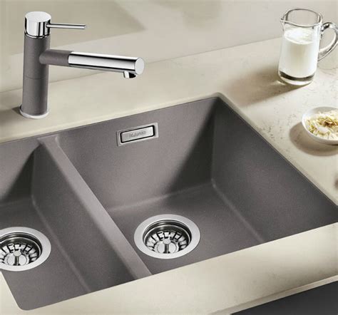 Sink, chiefly in the kitchen. Küche putzen - So reinigst du Backofen, Arbeitsplatten & Co - Küchenfinder