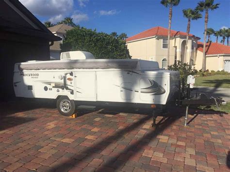 2013 Used Forest River Rockwood Premier 2516g Pop Up Camper In Florida