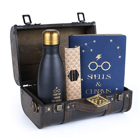 Harry potter, characters, names, and all related indicia are trademarks of warner bros. Harry Potter Premium Gift Set (online only) | Gift Set ...