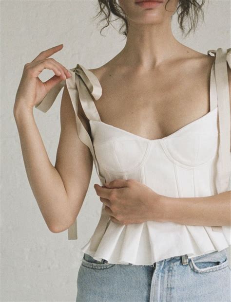 Pin By Ida Veldhuijzen On Fashion And Design Glam Tops Tops Bustier