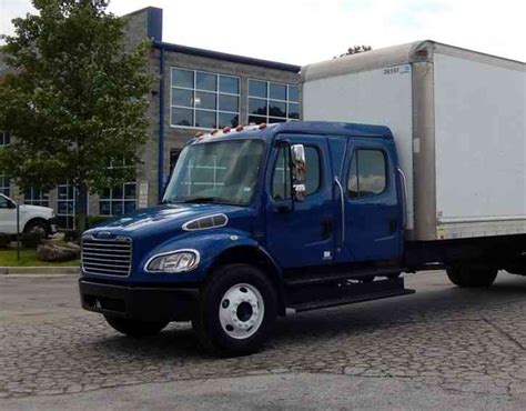 Freightliner M2 2007 Van Box Trucks