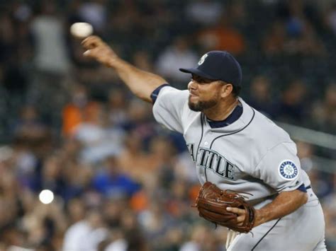 Toronto Blue Jays Acquire Reliever Joaquin Benoit From Seattle Mariners