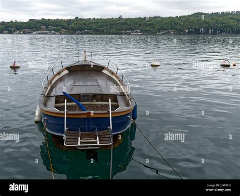 Vintage Speedboat Hi Res Stock Photography And Images Alamy