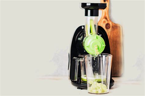 Omega NC900HDC Premium Juicer Nutrition Center Review Juice Producer