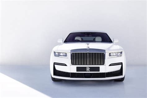 El Nuevo Rolls Royce Ghost Más Lujo Y Tecnología Que Nunca Agencia