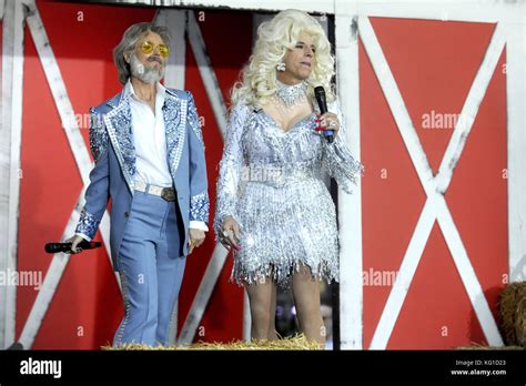 Savannah Guthrie As Kenny Rogers And Matt Lauer As Dolly Parton At The