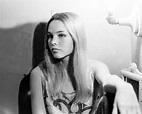 California Dreamgirl: 30 Vintage Photos of the Ultimate Hippy Chick ...