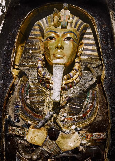 The Opening Of King Tut S Tomb Shown In Stunning Colorized Photos 1923 5 Open Culture