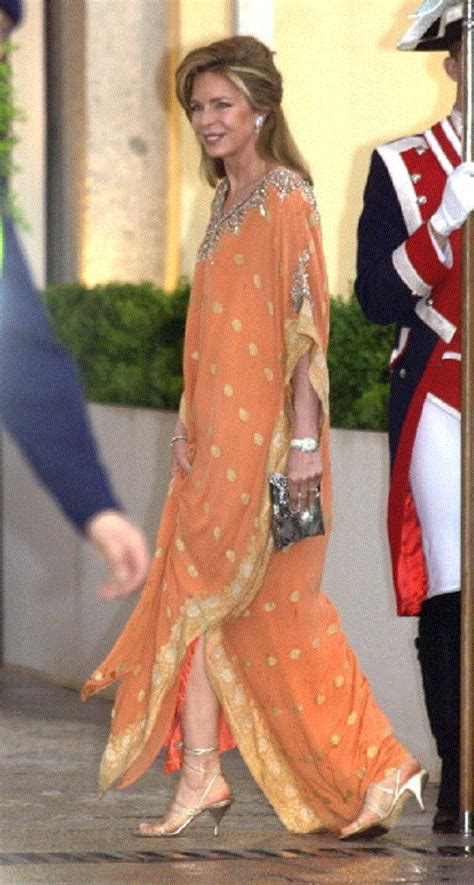 Queen Noor Of Jordan Attends A Gala Dinner At The El Pardo Royal Palace In Madrid Reina Noor