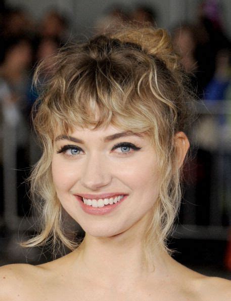 Imogen Poots Haircut A Closer Look At Imogen Poots S Short Blond Curly Hairstyle In