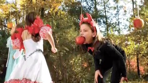 Halloween Party Games Stay Dry Apple Bobbing Southern Living Youtube