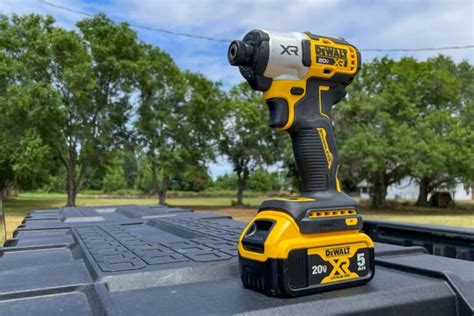 DeWalt 20V Max XR Impact Driver Review DCF845 PTR