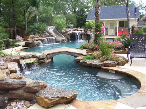 Beautiful interior swimming pool (interiorarcade). 30+ Amazing Indoor Swimming Pool You Definitely Love ...