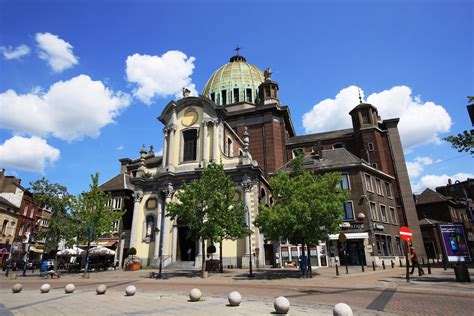 Discover the best of charleroi so you can plan your trip right. De schoonheid van vergane glorie: een stedentrip Charleroi