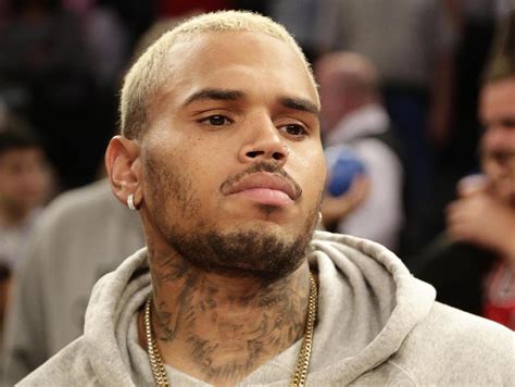 Chris Brown Sort Indemne Dune Violente Fusillade à Los Angeles Elle