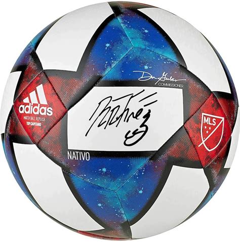 Atalanta bergamasca calcio, commonly referred to as atalanta, is a professional football club based in bergamo, lombardy, italy. Pin on Official Authentic Autographed Fútbol Soccer Balls ...