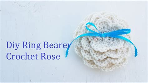 Lovely, vintage style, traditional hand crocheted ring bearer pillow with floral crocheted lace trim. Diy Crochet Ring Bearer Rose / Alternative For A Pillow ...