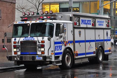 Nypd Esu Truck 1 New York York And Trucks