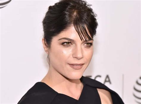 Actress Selma Blair Reveals She Has Multiple Sclerosis Star 1021