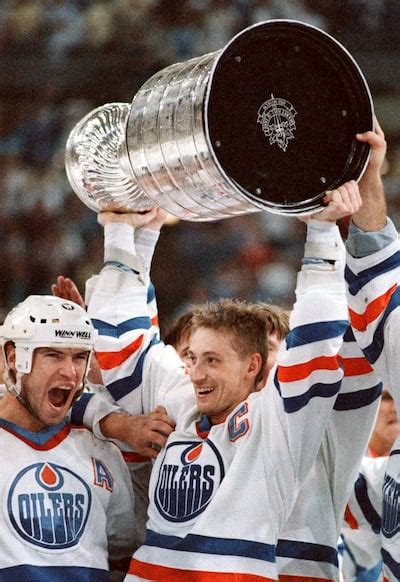 Le Dernier Bâton De Wayne Gretzky Avec Les Oilers Mis Aux Enchères Jdm