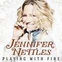 Jennifer Nettles: Playing with fire, la portada del disco