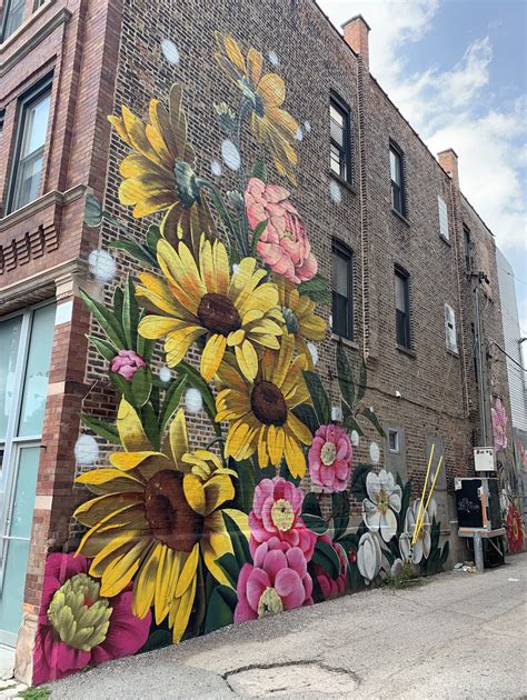 Chicago Mural Must Sees Check Out These 12 Great Examples Of The City