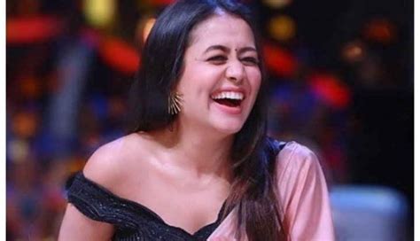 Neha Kakkar After Break Up With Himansh Kohli Got A Proposal From A Very Special Person On